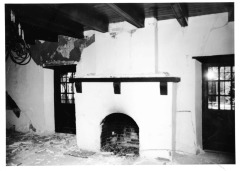 Collection Item Pico Adobe, one day after earthquake