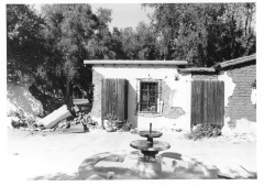 Collection Item Pico Adobe, one day after earthquake