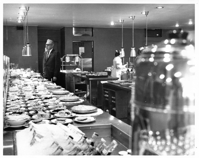 North Hollywood, CA - Shaber's Cafeteria - Inside view of cafeteria - Valley Plaza