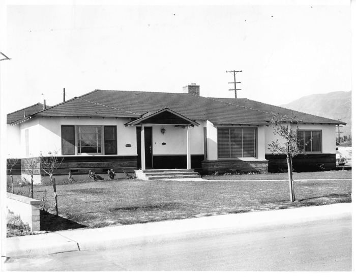 San Fernando, CA - Architecture-California Colonial - This is a modified type of colonial style which employs redwood siding to accentuate the length and features large windows