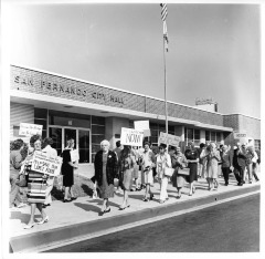 San Fernando, CA - Lopez Adobe - Protestors picket San Fernando City Hall to save Lopez Adobe - San Fernando Native Daughters of the Golden West