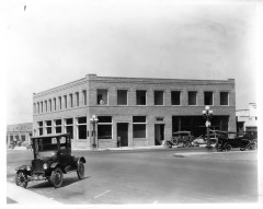 San Fernando, CA - Archie S. Brown building under construction - 1102 Porter Ave, corner of Maclay and San Fernando Rd.