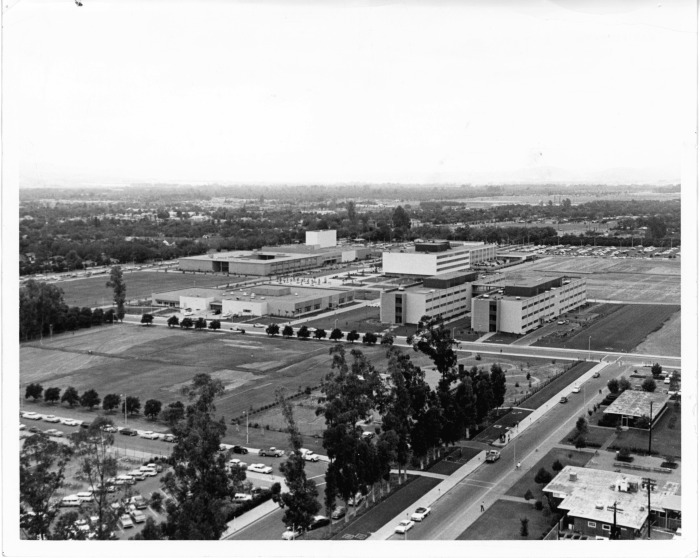 Northridge, CA - Valley State College (CSUN) - Sprawling facility is expected to play vital role in developing scientists for industry. Aerial view looking west