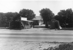 Orange stands near 10646 Sepulveda Blvd. in Mission Hills