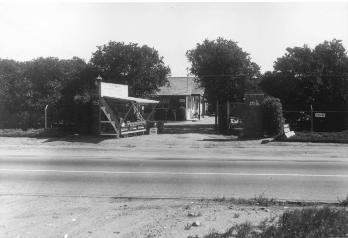 Orange stands near 10646 Sepulveda Blvd. in Mission Hills