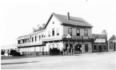 Old San Fernando Hotel, Maclay and San Fernando Rd., San Fernando, CA