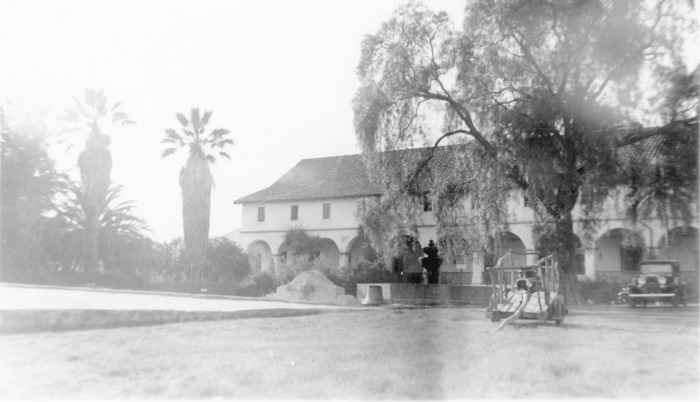 Santa Barbara Mission, view from front